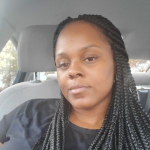 Meet your Posher, Kenyatta